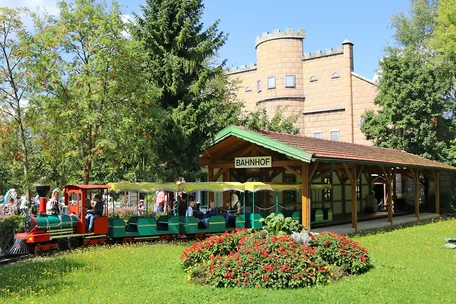 Schieneneisenbahn